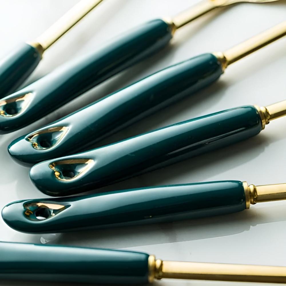 Coffret en acier inoxydable doré