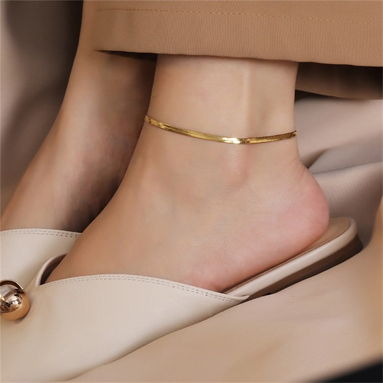 Judith - Herringbone Anklet — perfect for those who value comfort and design. Judith - Herringbone Anklet — perfect for those who value comfort and design.