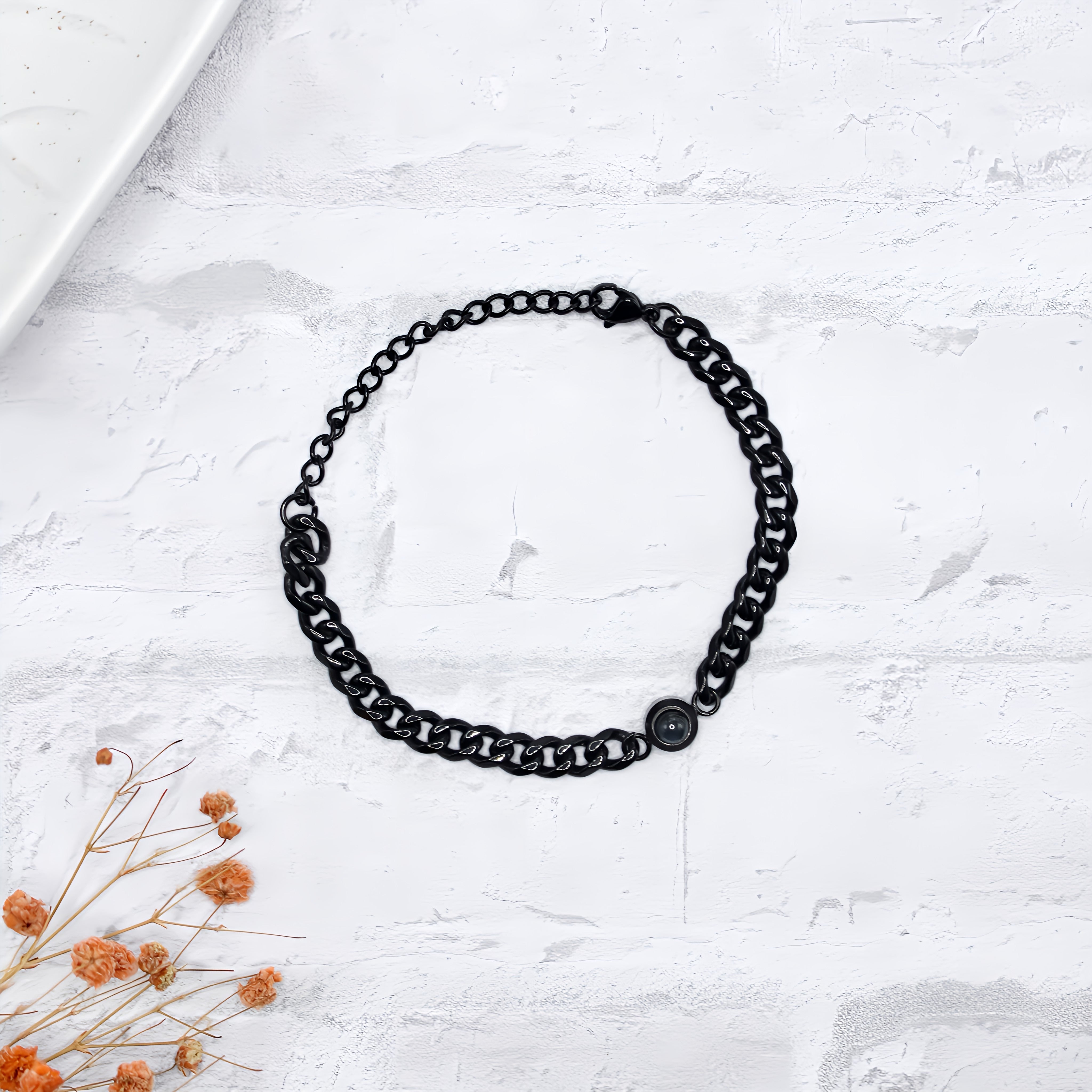 Men's Bold Cuban Projection Bracelet — crafted for everyday quality. Men's Bold Cuban Projection Bracelet — crafted for everyday quality.