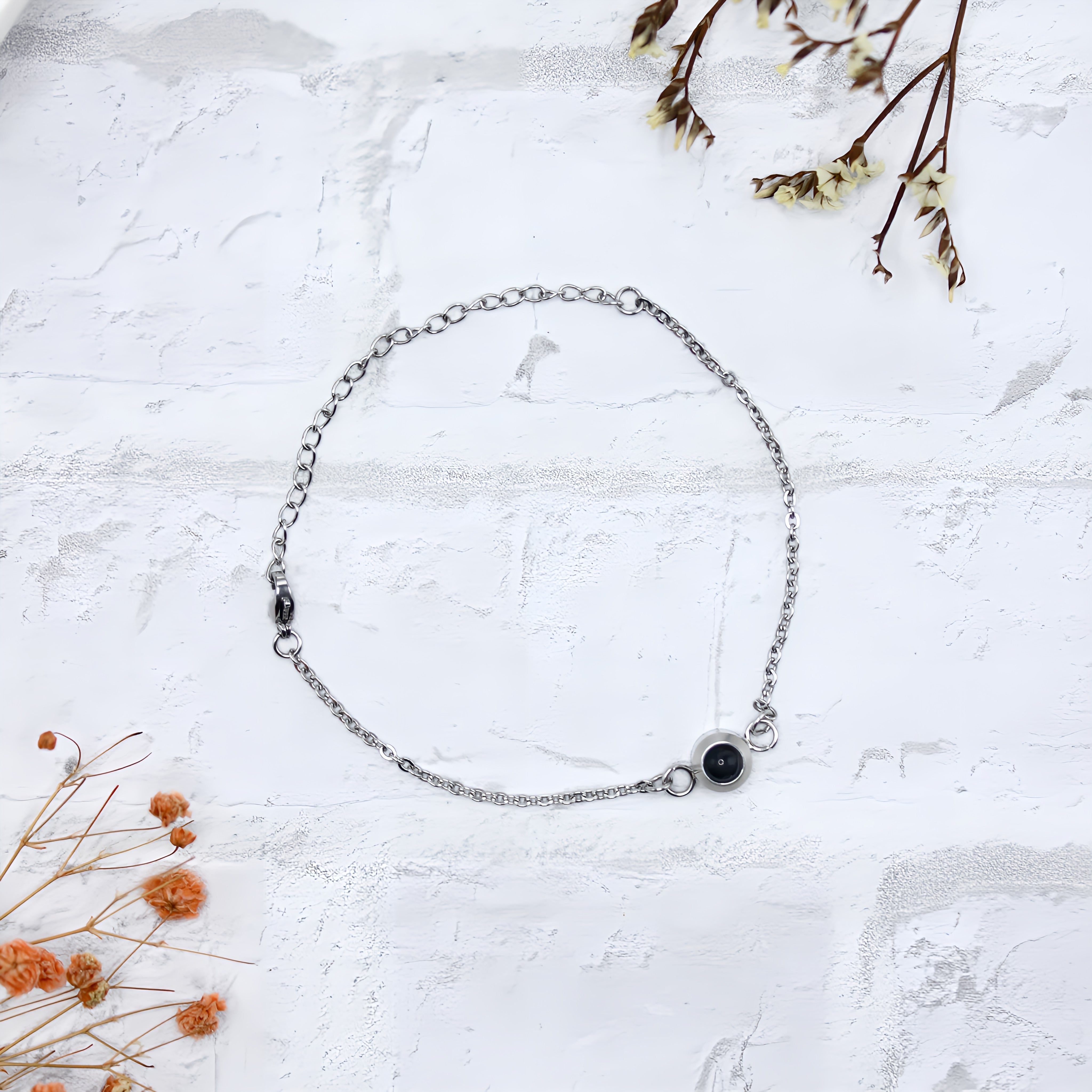 Modern Chain Projection Bracelet — crafted for everyday quality. Modern Chain Projection Bracelet — crafted for everyday quality.