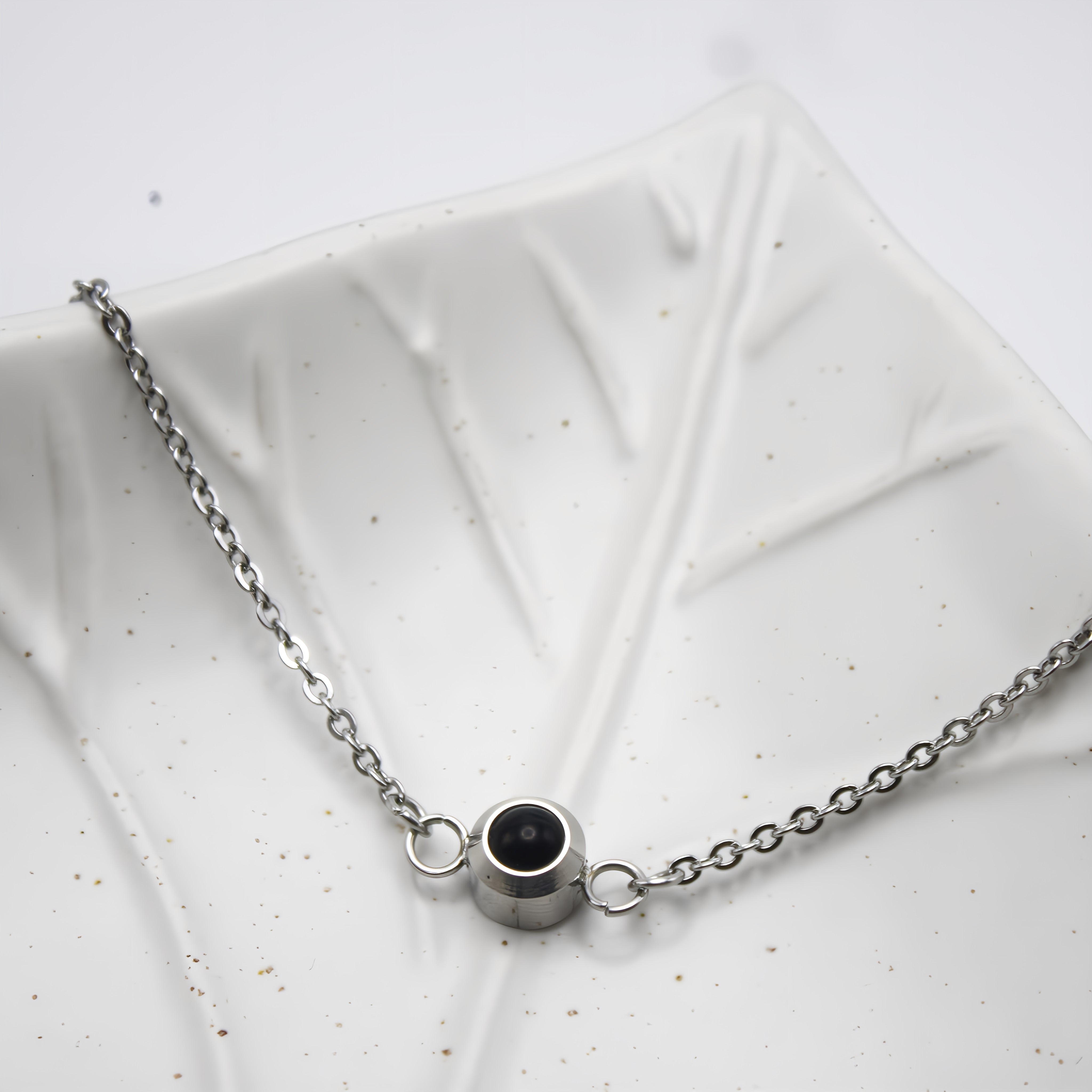 Modern Chain Projection Bracelet — crafted for everyday quality. Modern Chain Projection Bracelet — crafted for everyday quality.