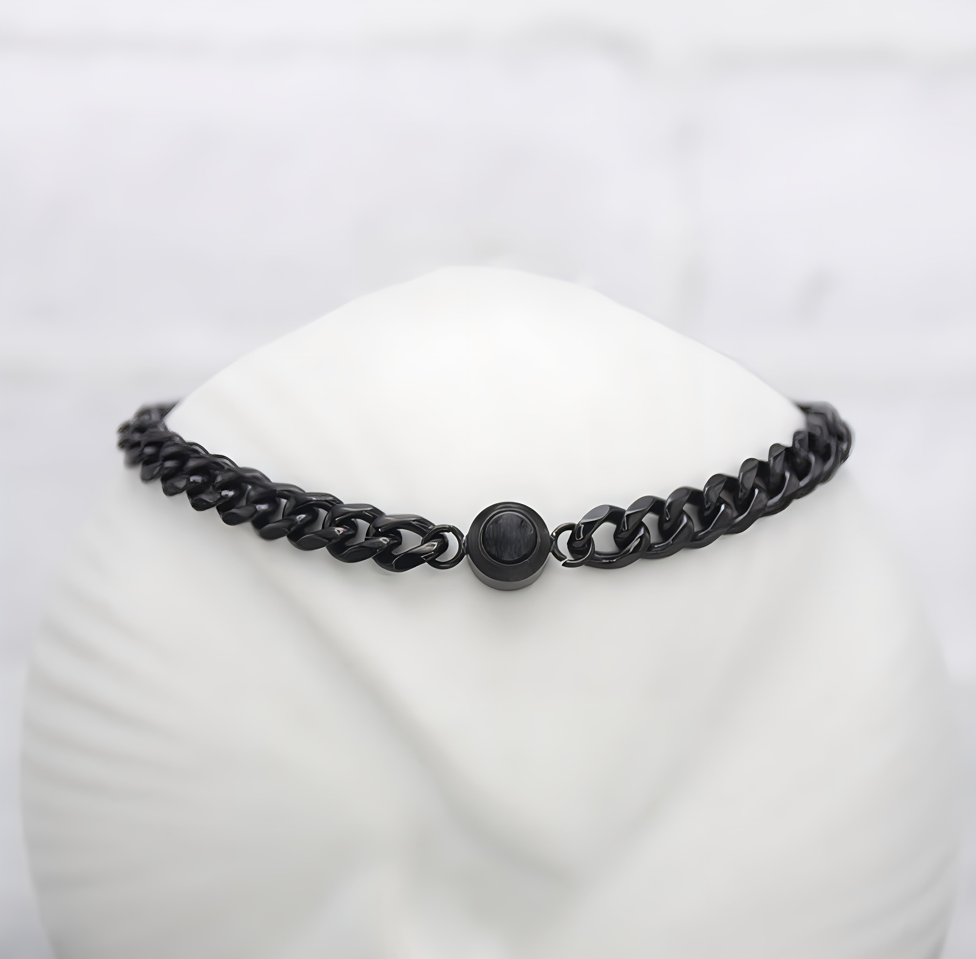 Men's Bold Cuban Projection Bracelet — crafted for everyday quality. Men's Bold Cuban Projection Bracelet — crafted for everyday quality.