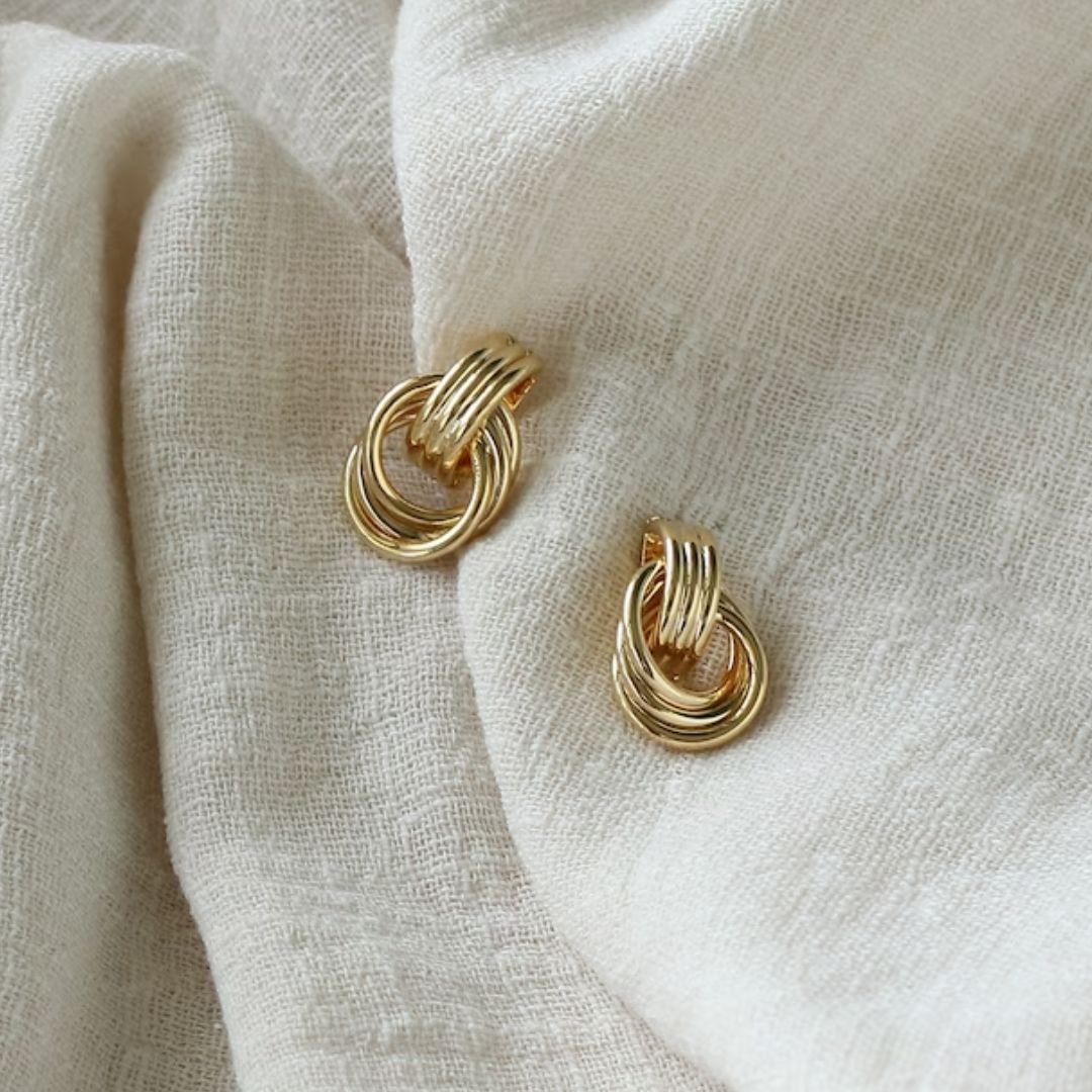 Nora - Layered Hoop Earrings — perfect for those who value comfort and design. Nora - Layered Hoop Earrings — perfect for those who value comfort and design.