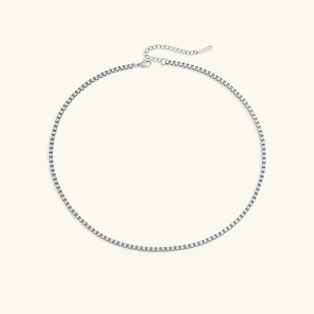 Collier Jocelyn - Chaîne à maillons carrés — conçu pour une qualité au quotidien.