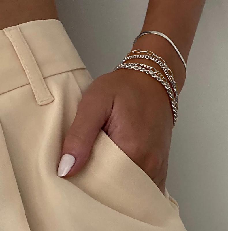 Liora - 5pc Classic Bracelet Set Silver — perfect for those who value comfort and design. Liora - 5pc Classic Bracelet Set Silver — perfect for those who value comfort and design.