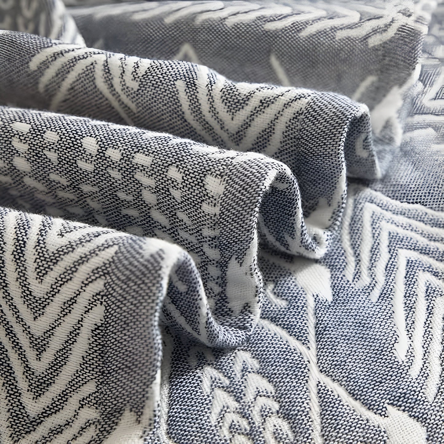 Couvre-lit réversible minimaliste pour une literie confortable - Design Chemin Zen