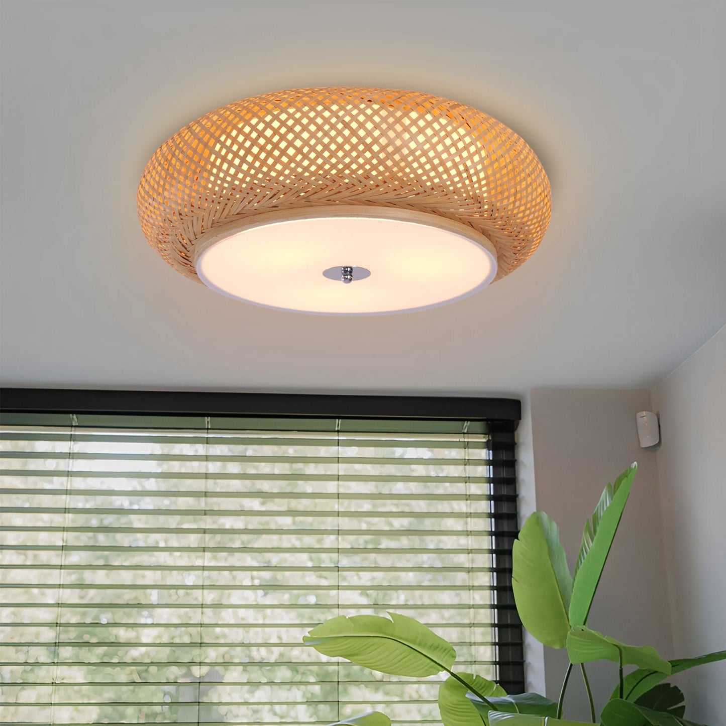 Plafonnier en bambou tissé à la main – Luminaire LED de style zen pour la décoration intérieure