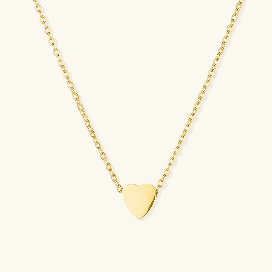 Riley - Chain Heart Necklace — crafted for everyday quality. Riley - Chain Heart Necklace — crafted for everyday quality.