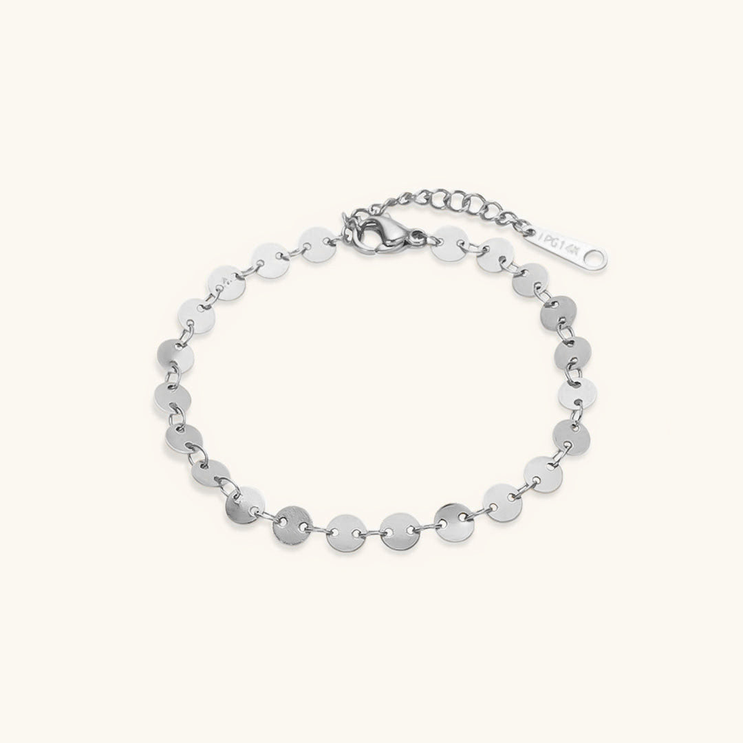 Macy - Round Chain Bracelet — crafted for everyday quality. Macy - Round Chain Bracelet — crafted for everyday quality.