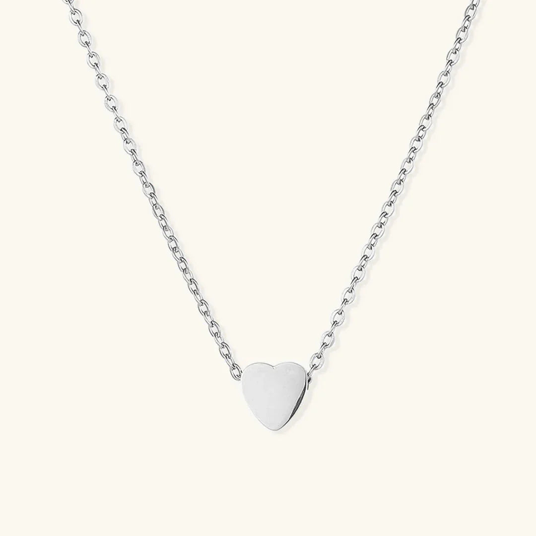 Riley - Chain Heart Necklace — crafted for everyday quality. Riley - Chain Heart Necklace — crafted for everyday quality.