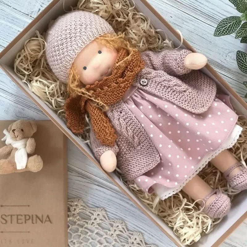 Selina – Handgemachte Baumwoll-Waldorfdame für kreatives Spielen