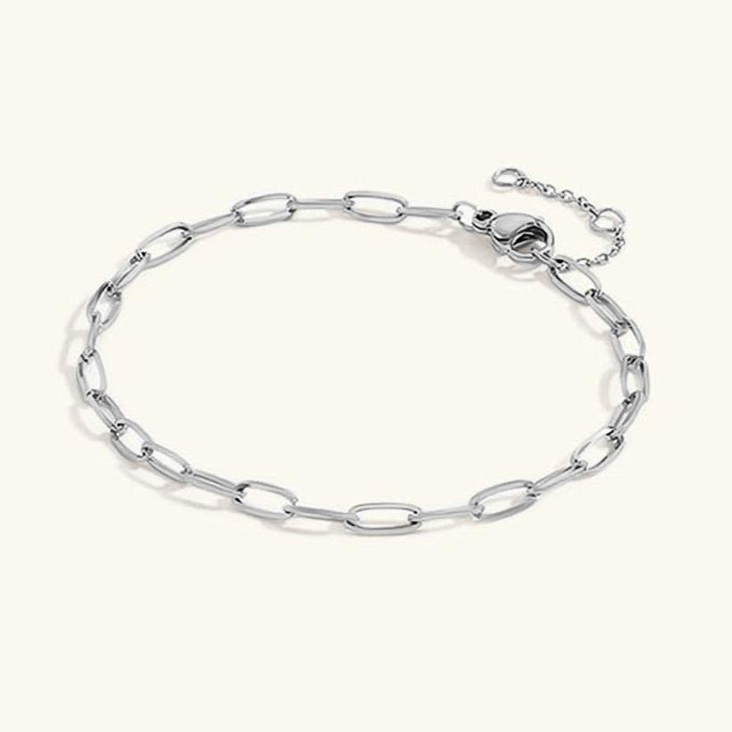 Lexi - Paperclip Chain Bracelet — designed to inspire your lifestyle. Lexi - Paperclip Chain Bracelet — designed to inspire your lifestyle.