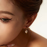 Ottilie - Pearl Earrings — perfect for those who value comfort and design. Ottilie - Pearl Earrings — perfect for those who value comfort and design.