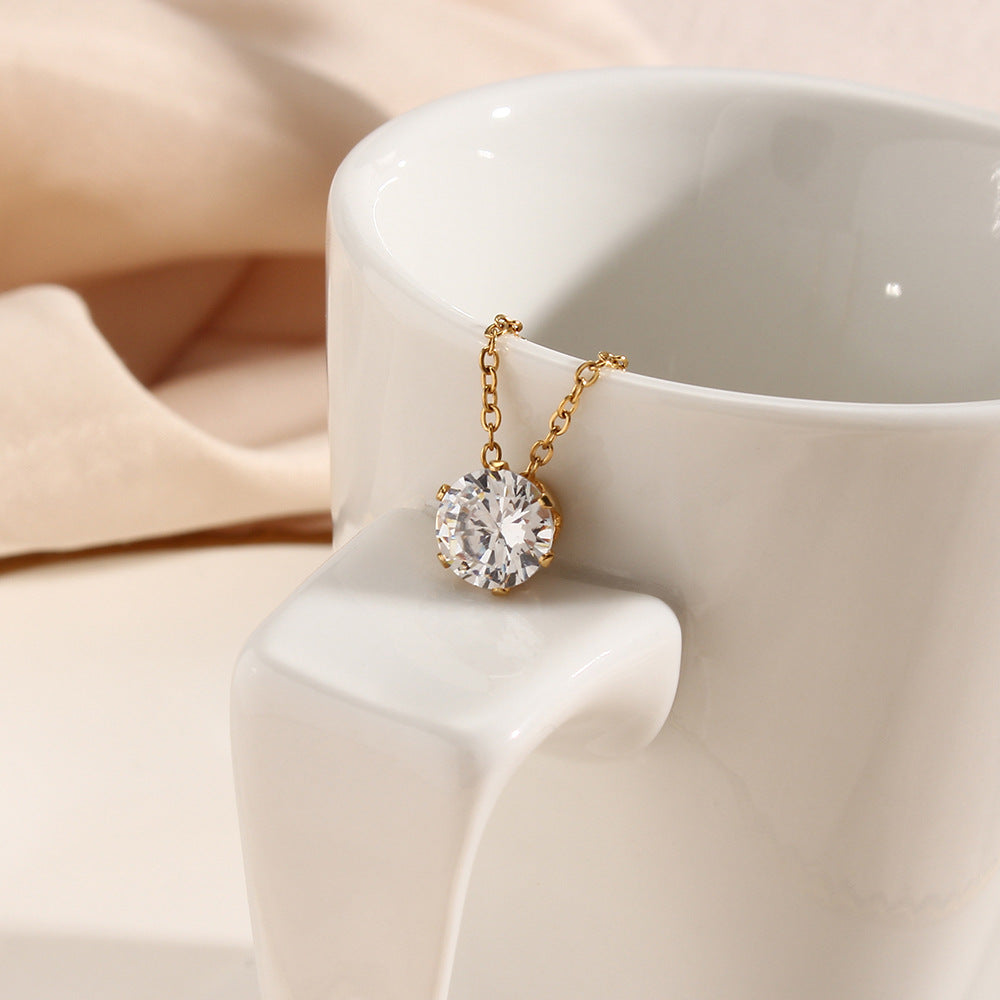 Gail - Diamond Gold Necklace — perfect for those who value comfort and design. Gail - Diamond Gold Necklace — perfect for those who value comfort and design.