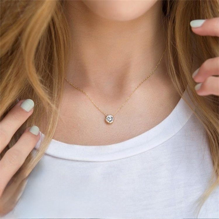 Giselle - Birthstone Necklace — perfect for those who value comfort and design. Giselle - Birthstone Necklace — perfect for those who value comfort and design.