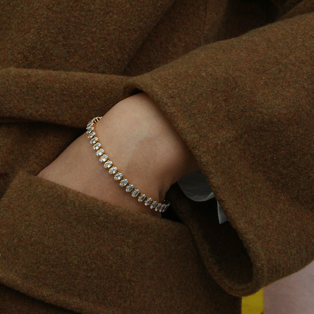 Bracelet de tennis Luna - Diamants — parfait pour celles qui privilégient le confort et le design.