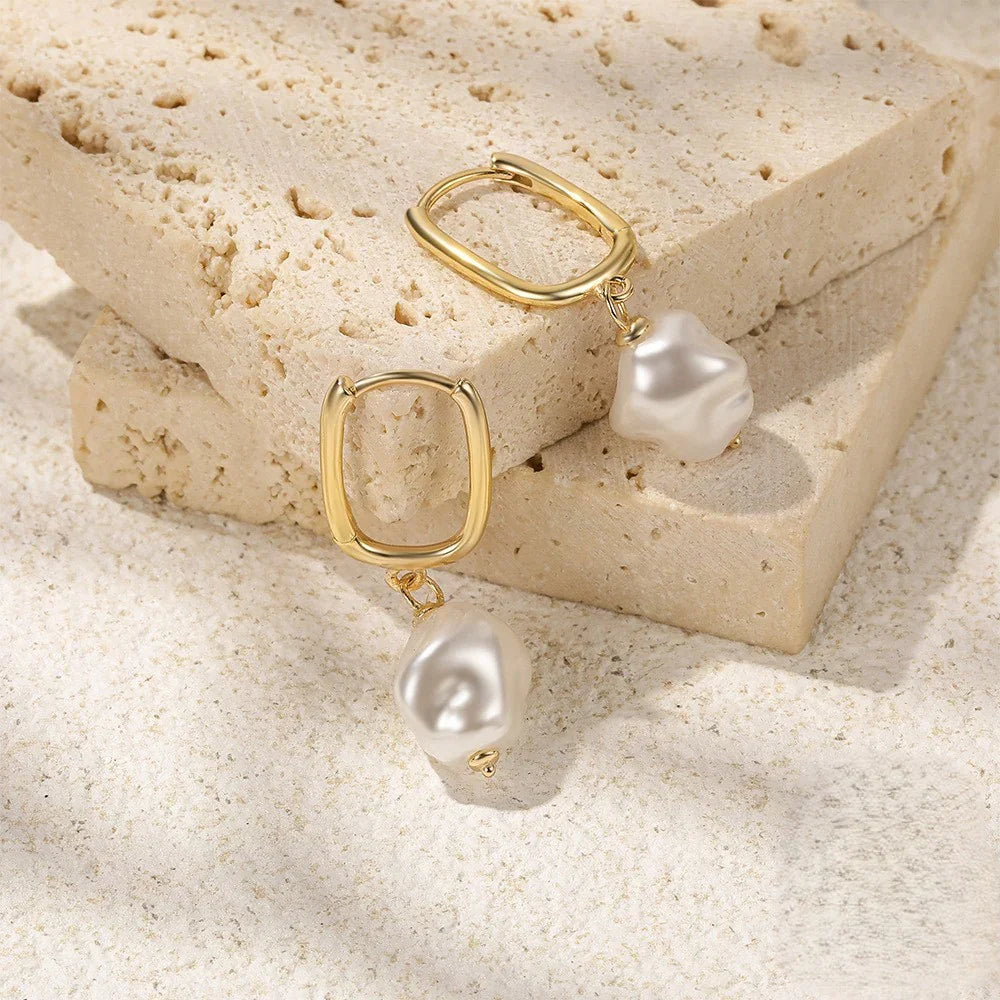 Leanne - Freshwater Pearl Earrings — crafted for everyday quality. Leanne - Freshwater Pearl Earrings — crafted for everyday quality.
