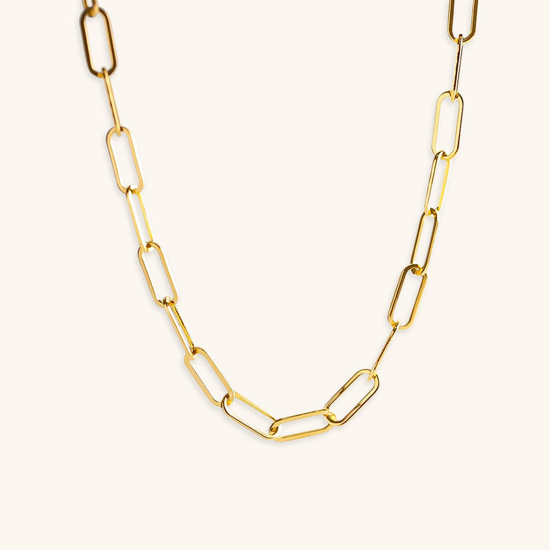 Keira - Gold Paperclip Chain Necklace — perfect for those who value comfort and design. Keira - Gold Paperclip Chain Necklace — perfect for those who value comfort and design.