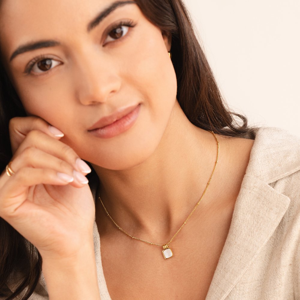 Cora - White Shell Pendant Necklace — crafted for everyday quality.