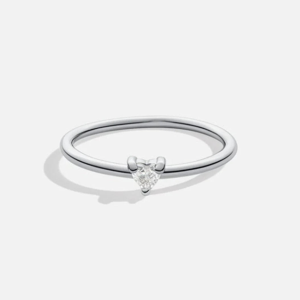 Tiara - Crystal Heart Ring — perfect for those who value comfort and design. Tiara - Crystal Heart Ring — perfect for those who value comfort and design.