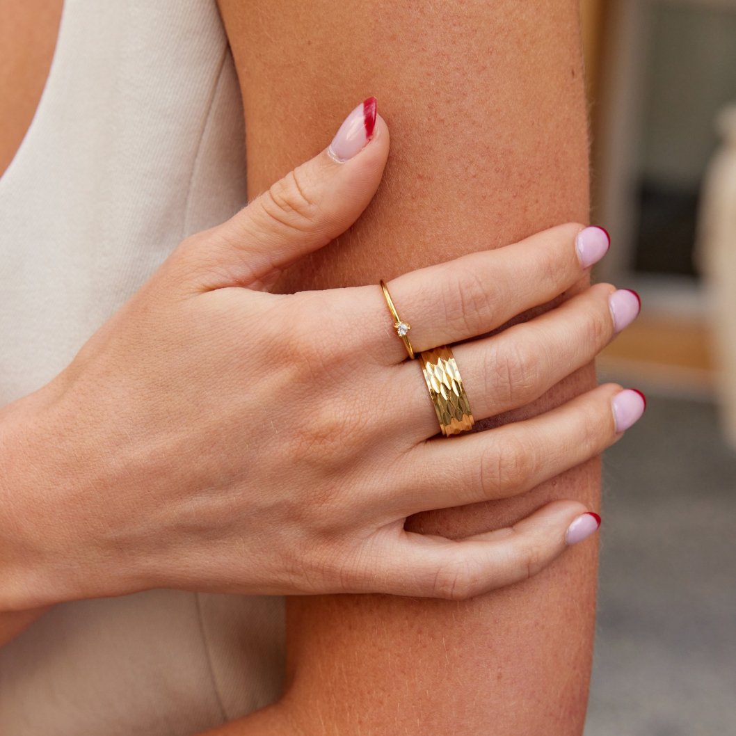 Tiara - Crystal Heart Ring — perfect for those who value comfort and design. Tiara - Crystal Heart Ring — perfect for those who value comfort and design.