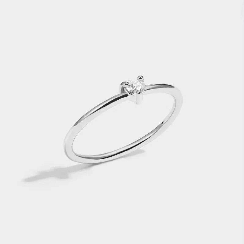 Tiara - Crystal Heart Ring — perfect for those who value comfort and design. Tiara - Crystal Heart Ring — perfect for those who value comfort and design.