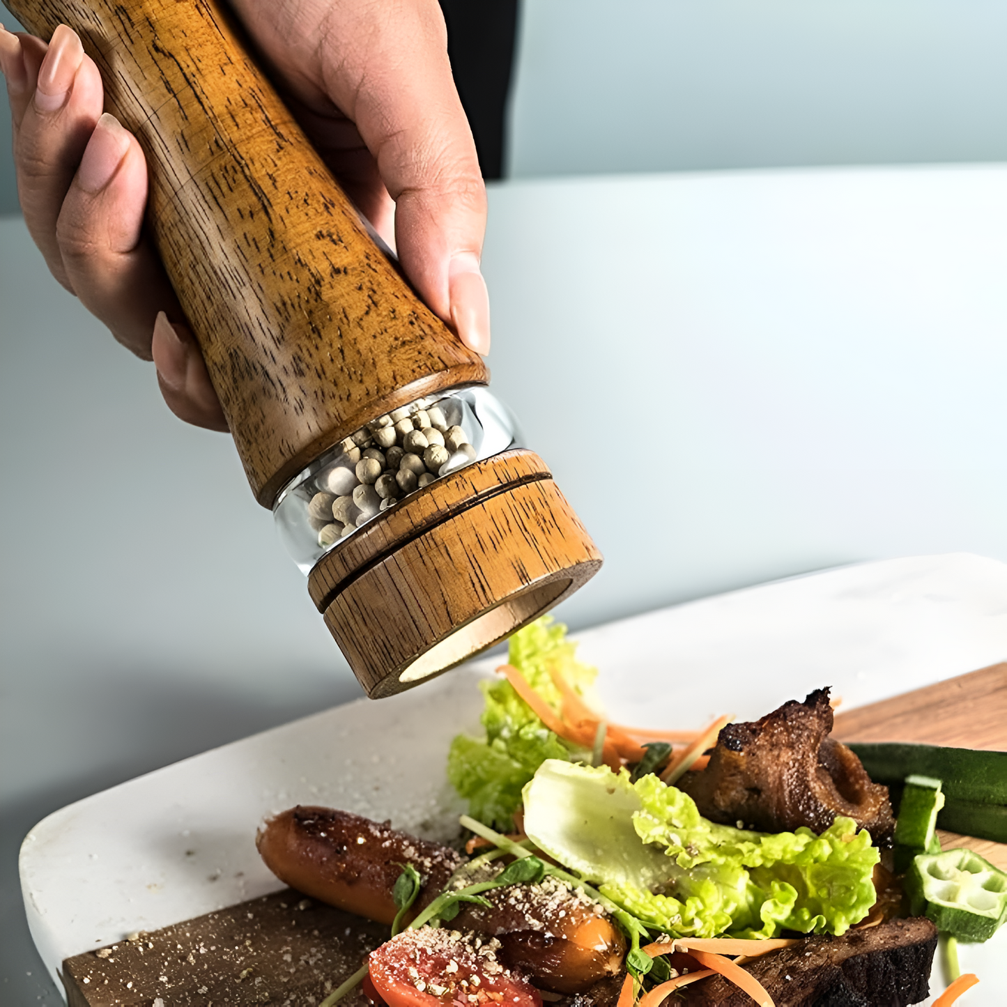 Rustikale Eichen Gewurzmühle