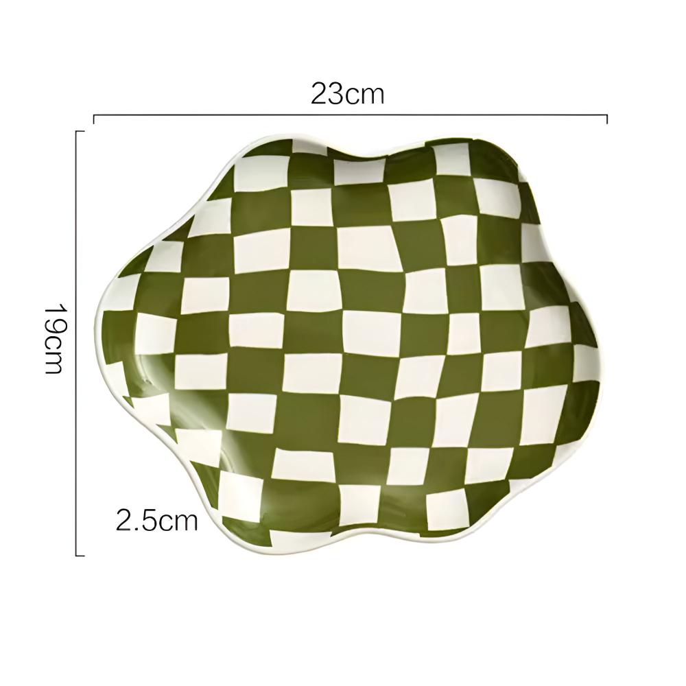 Vintage Checkered Ceramic Dinner Plate - Stylish Tableware for Home