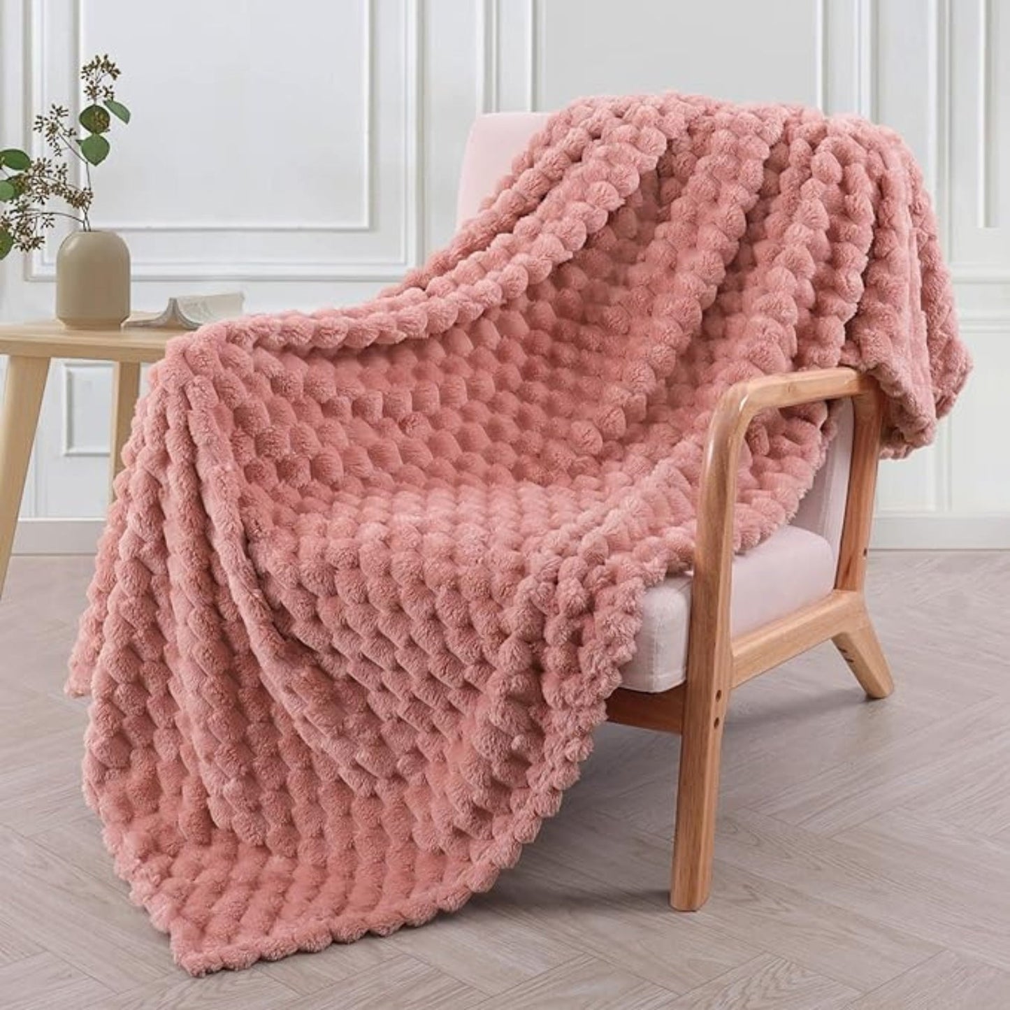 Cozy Marshmallow Throw Blanket for Soft Warmth and Comfort