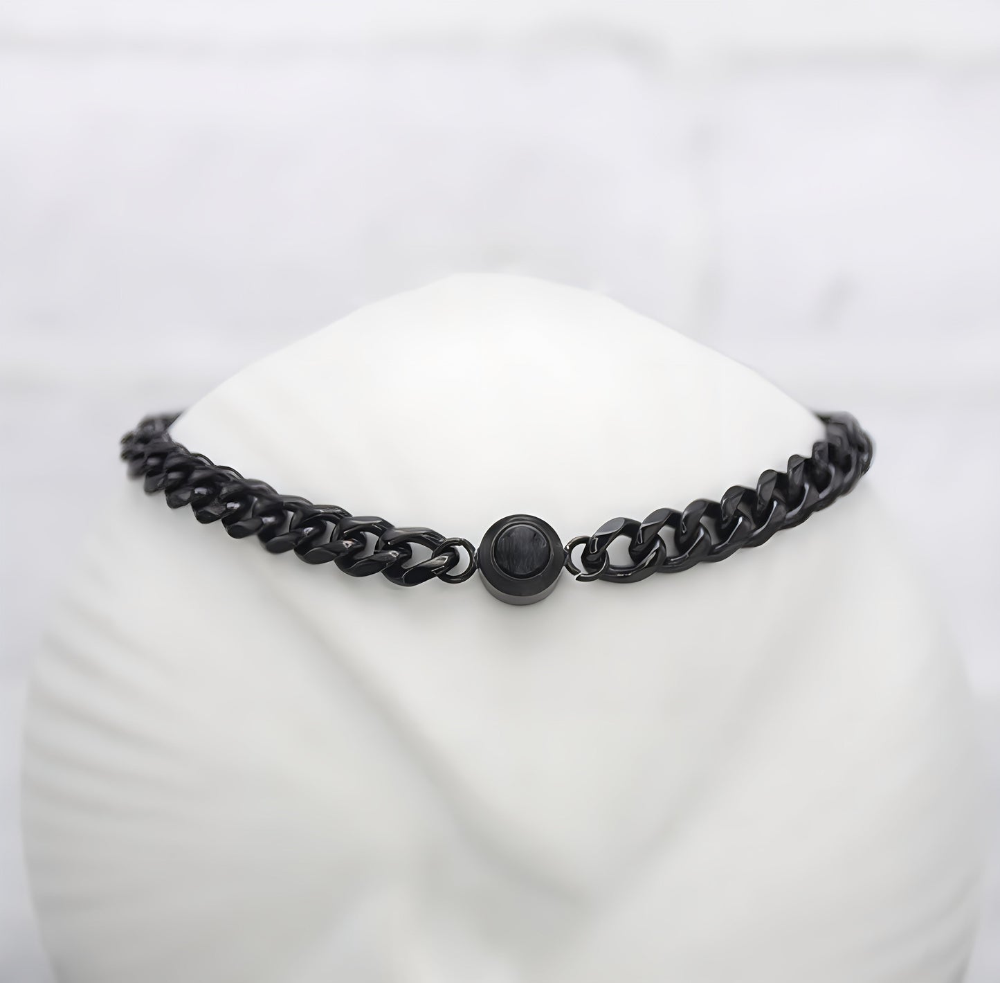 Bracelet cubain audacieux pour homme — conçu pour une qualité au quotidien.