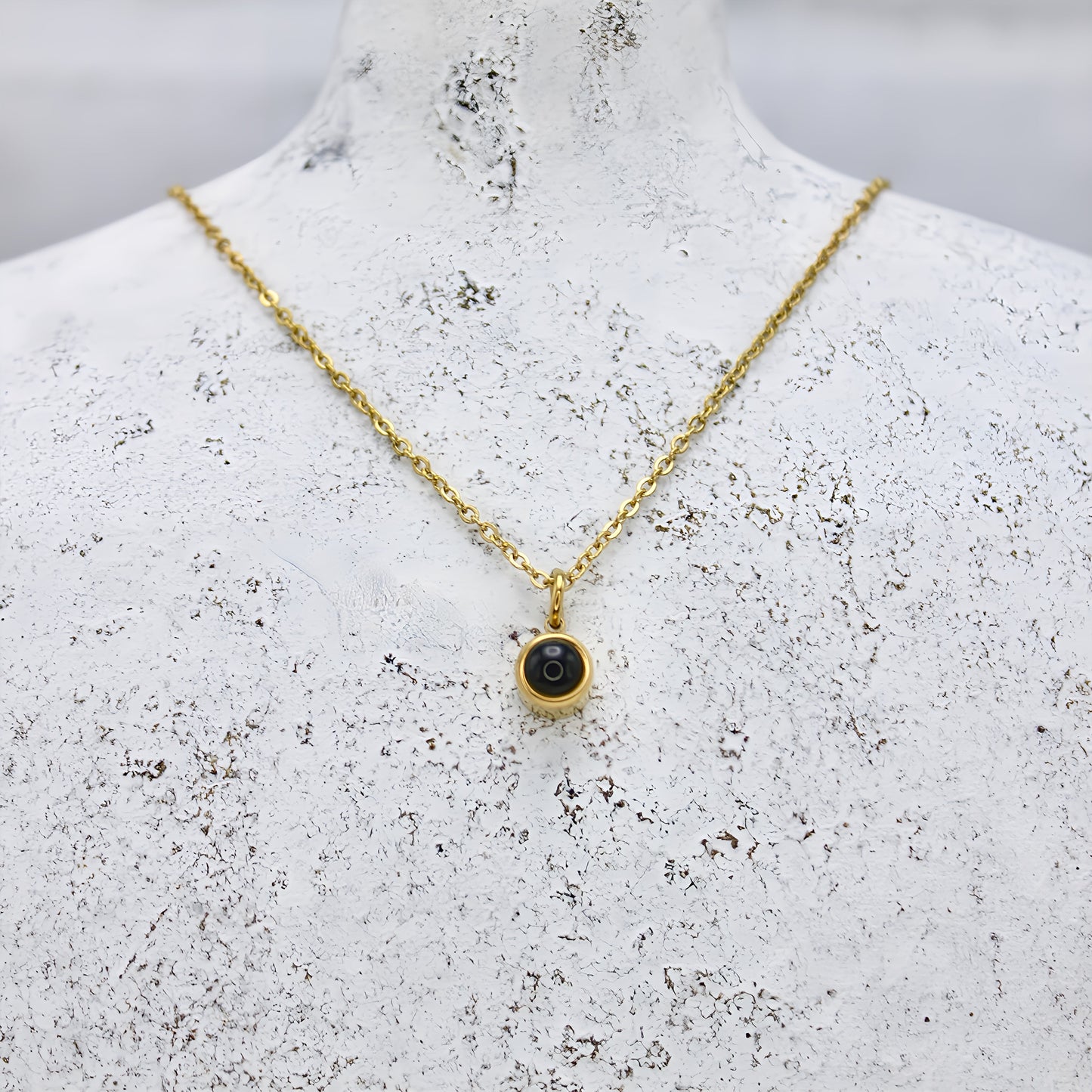 Collier Projection d'Âme — parfait pour celles et ceux qui privilégient le confort et le design.