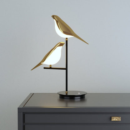 Lampe de table LED élégante en forme d'oiseau doré pour la décoration et l'éclairage de la maison