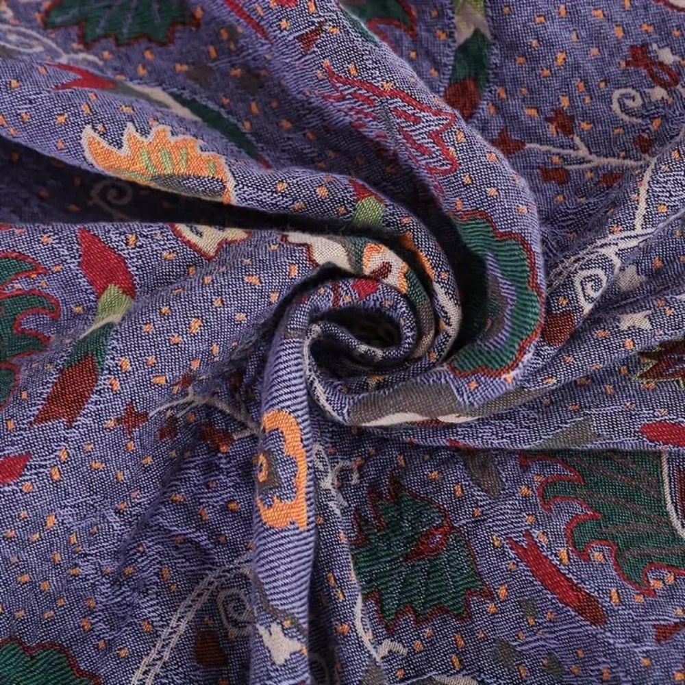 Plaid en coton doux à pompons de paon pour une décoration intérieure chaleureuse