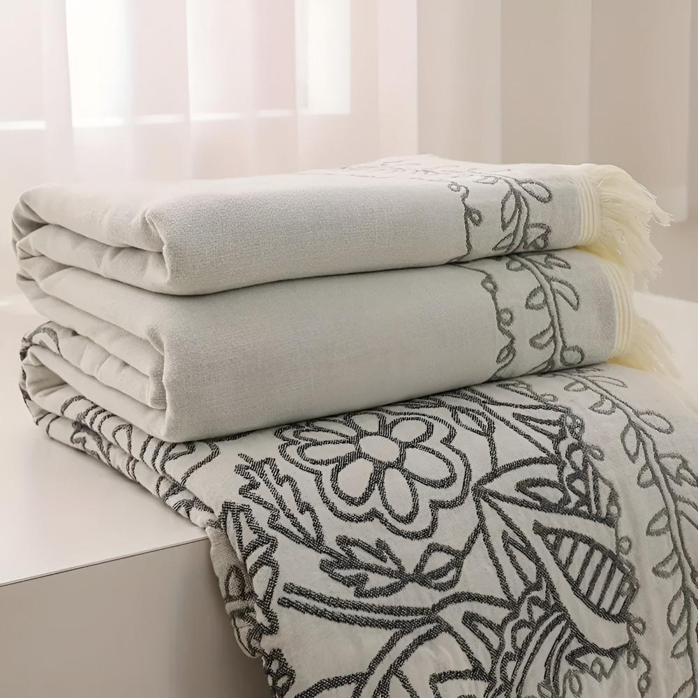 Cozy Scandi Chic Cotton Throw Blanket for Home Decor & Comfort