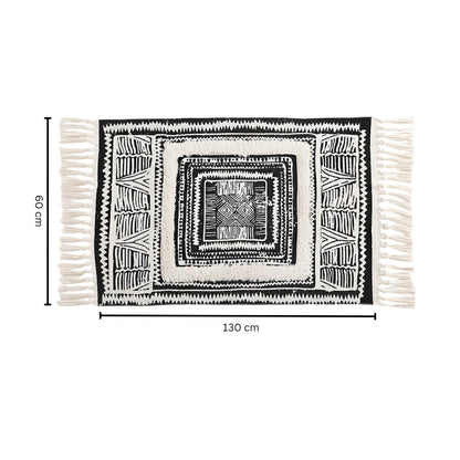 Tapis géométrique à pompons noirs et blancs - Tapis de sol moderne