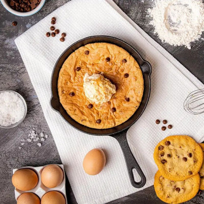 Schwarze Gusseisen-Bratpfanne