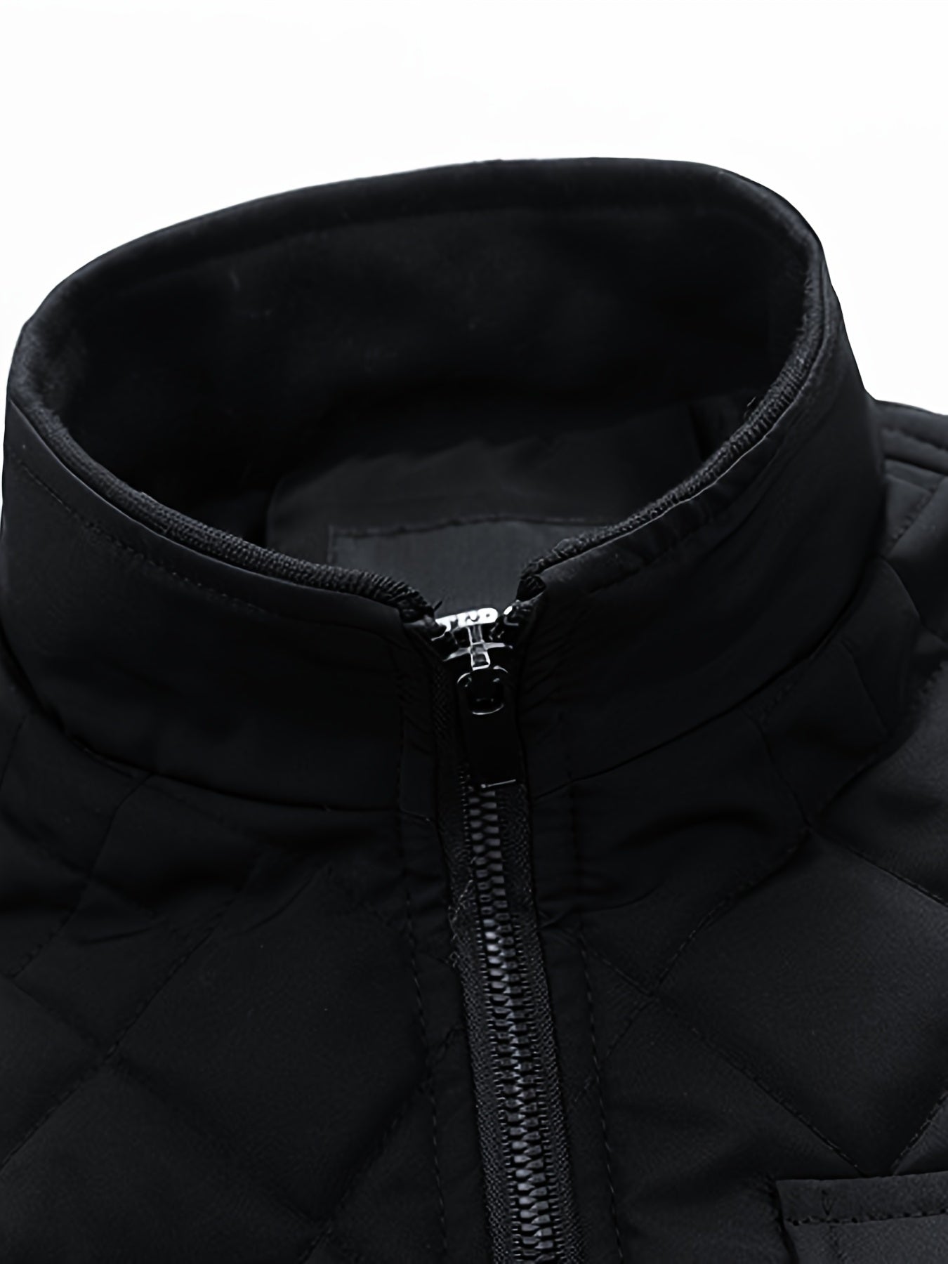 Veste d'extérieur à fermeture éclair intégrale pour hommes – Robuste et chaude pour les hommes mouillés