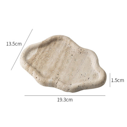 Plateau élégant de rangement pour bijoux en pierre, idéal pour bagues, boucles d'oreilles et colliers.