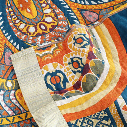 Couverture réversible en peluche lotus doré pour un confort douillet