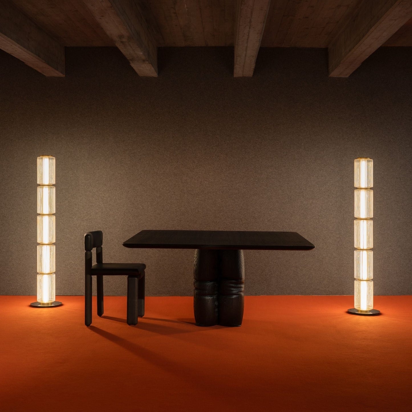 Lampadaire moderne en verre blanc laiteux pour salon, chambre et décoration intérieure