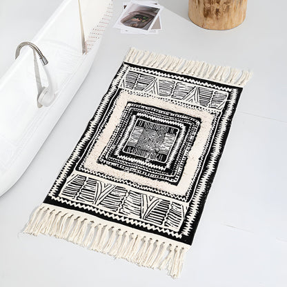 Tapis géométrique à pompons noirs et blancs - Tapis de sol moderne
