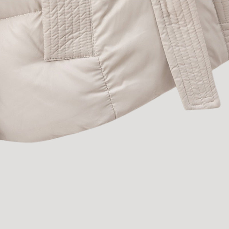 Damen Kurze Pufferjacke | Gurtgepufferte Jacke mit Kapuze