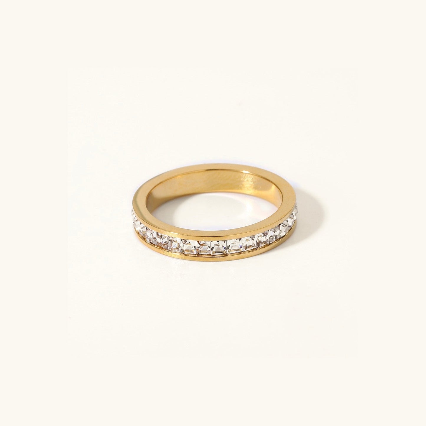 Alleria - Gold Diamond Ring — bringing modern charm to your space.