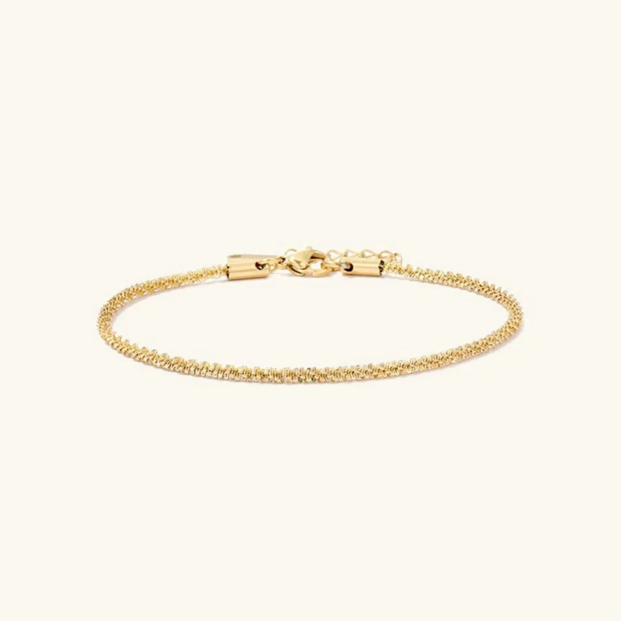 Samantha - Bracelet de cheville à chaîne — apporte une touche de charme moderne à votre espace.