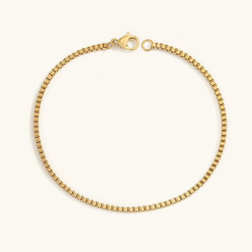 Caroline - Slim Chain Bracelet — made with care and attention to detail.