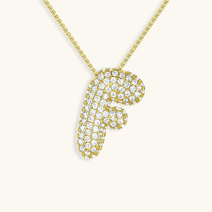 Collier Esme - Initiale en forme de bulle avec diamant — conçu pour inspirer votre style de vie.