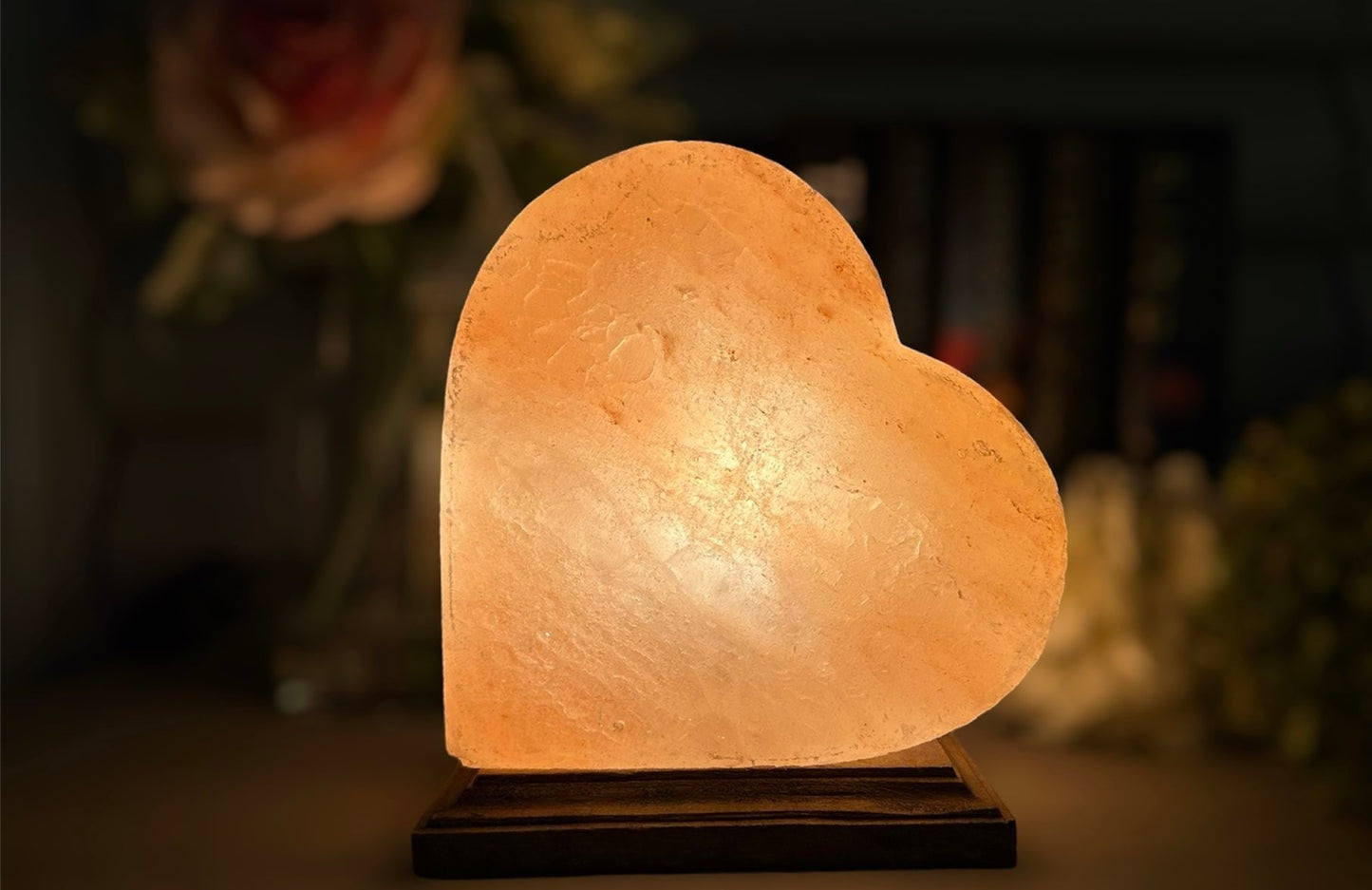 Lampe de sel naturel de l'Himalaya - Lampe en cristal en forme de cœur pour la décoration et le bien-être de la maison