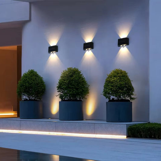Appliques murales solaires de jardin - Éclairage extérieur LED moderne et résistant aux intempéries