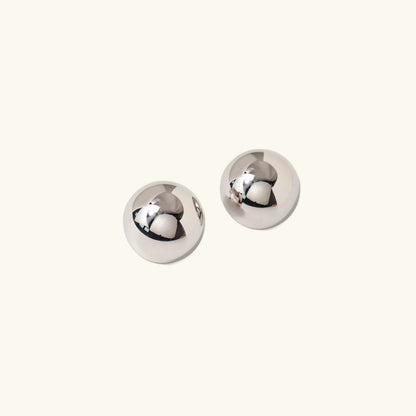 Orla - Boucles d'oreilles puces rondes — conçues pour inspirer votre style de vie.