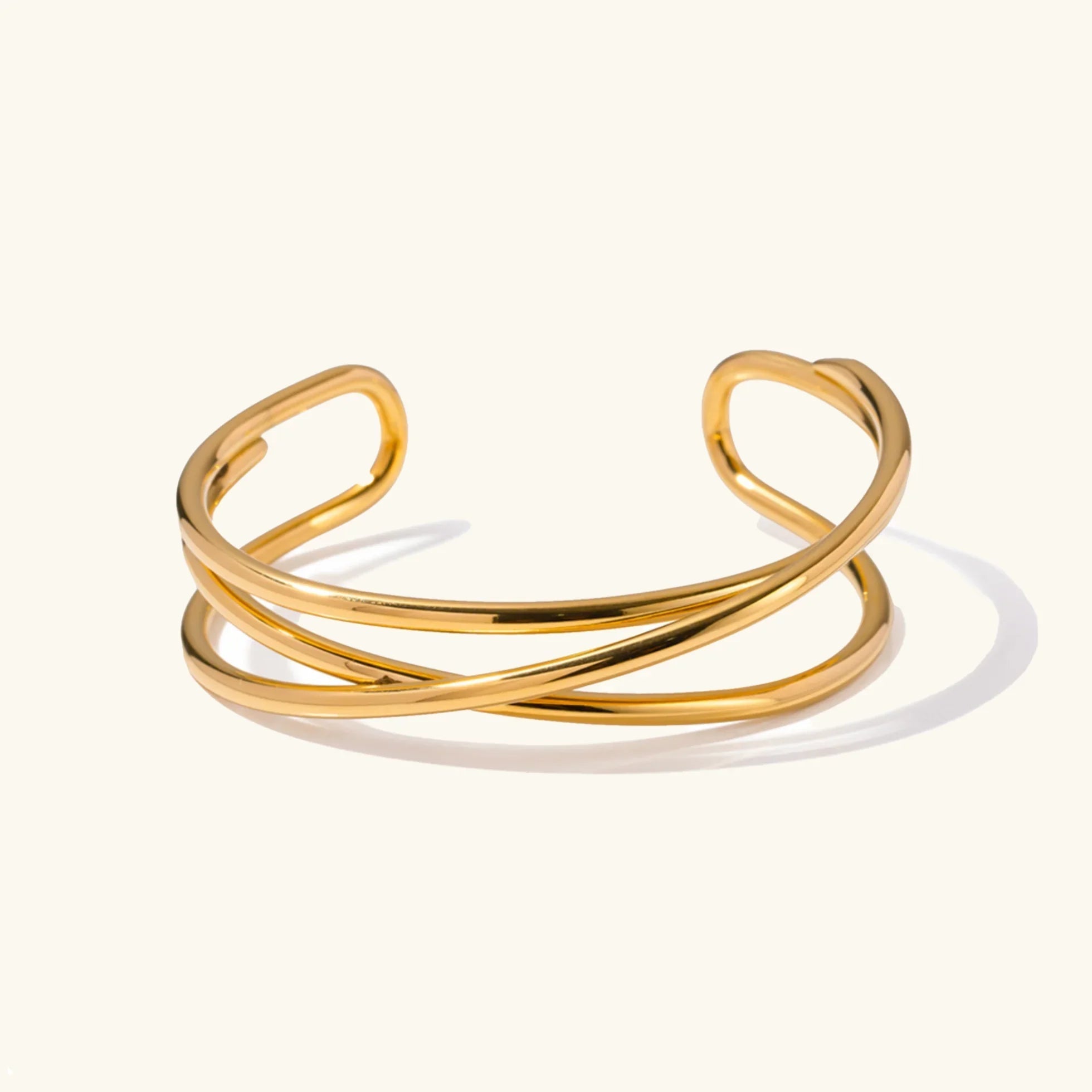 Molly - Twisted Gold Bracelet — perfect for those who value comfort and design.